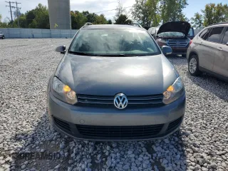 2010 Volkswagen Jetta SE with VIN 3VWTX7AJ7AM685974, listed as a Copart auction lot 72922774 with 160,572 mi miles and Salvage title. Bid and sale history available at DreamBid. Image 5.