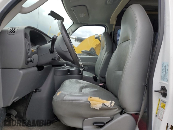 2008 Ford Econoline Cargo Commercial with VIN 1FTNS24W38DB56922, listed as a Copart auction lot 75998084 with 106,358 mi miles and Clean Title. Bid and sale history available at DreamBid. Image 7.
