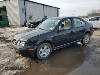 2000 Volkswagen Jetta GLS z VIN 3VWSA29M6YM194076, wystawiony jako Copart lot #48004685 z przebiegiem 98 432 mil mil oraz Szkoda całkowita • Salvage title. Historia ofert i sprzedaży dostępna na DreamBid. Obrazek 1.