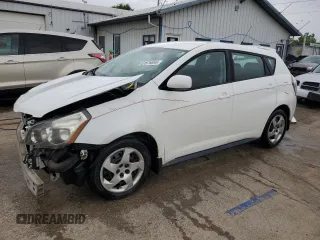 2010 Pontiac Vibe 1SA with VIN 5Y2SP6E8XAZ412803, listed as a Copart auction lot 61876895 with 105,582 mi miles and Salvage title. Bid and sale history available at DreamBid. Image 1.