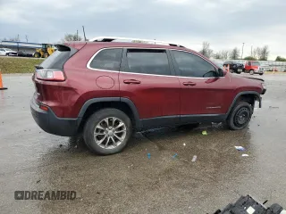 2019 Jeep Cherokee Latitude Plus z VIN 1C4PJLLB9KD454527, wystawiony jako Copart lot #50931235 z przebiegiem 108 543 mil mil oraz Szkoda całkowita • Salvage title. Historia ofert i sprzedaży dostępna na DreamBid. Obrazek 3.