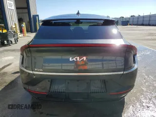 2023 Kia EV6 Wind with VIN KNDC34LA7P5149602, listed as a Copart auction lot 50595425 with 81,718 mi miles and Clean Title. Bid and sale history available at carsss.com. Image 6.