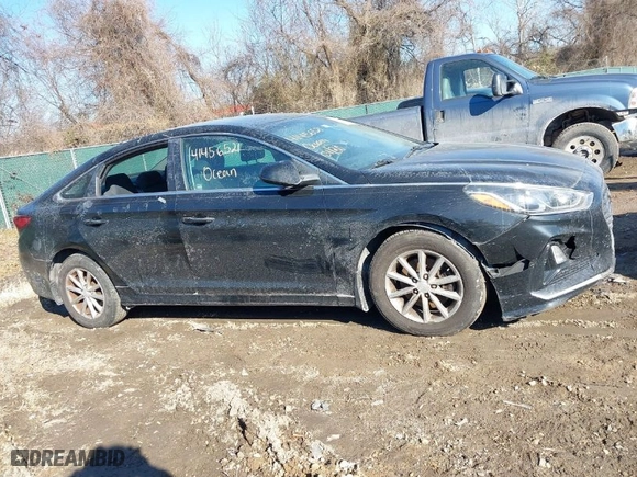 2019 Hyundai Sonata SE with VIN 5NPE24AF9KH755681, listed as a IAAI auction lot 41456521 with 128,345 mi miles. Bid and sale history available at carsss.com. Image 13.