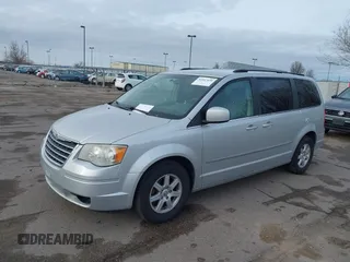 2010 Chrysler Town & Country Touring with VIN 2A4RR5D13AR346526, listed as a IAAI auction lot 41847699 with 271,266 mi miles. Bid and sale history available at carsss.com. Image 2.