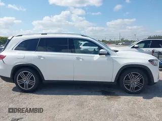 2024 Mercedes-Benz GLS 450 z VIN 4JGFF5KE0RB133823, wystawiony jako IAAI lot #42096277 z przebiegiem 21 828 mil mil oraz . Historia ofert i sprzedaży dostępna na DreamBid. Obrazek 13.