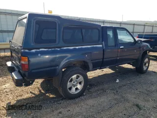 1993 Toyota Pickup DLX с VIN 4TAVN13D4PZ156264, выставлен на аукционе Copart как лот 59702885 с пробегом 199 184 миль миль и Списание • Salvage title. История ставок и продаж доступна на DreamBid. Изображение 3.