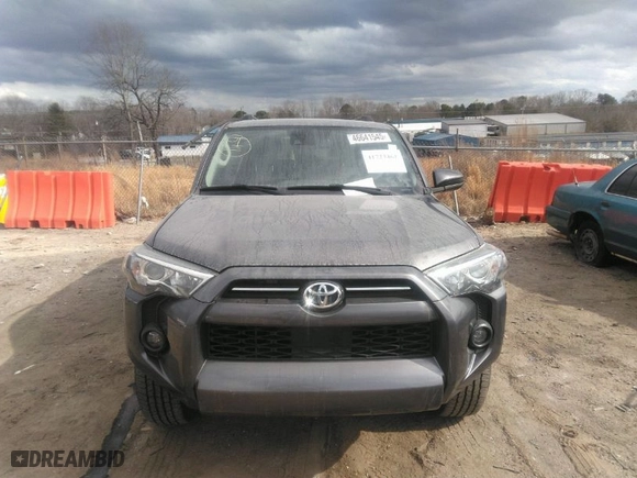 2020 Toyota 4Runner SR5 with VIN JTEBU5JR6L5782542, listed as a IAAI auction lot 41723461 with 102,704 mi miles. Bid and sale history available at carsss.com. Image 12.