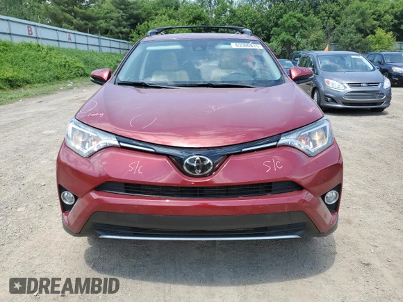 2018 Toyota RAV4 XLE z VIN 2T3WFREV2JW450439, wystawiony jako Copart lot #63300815 z przebiegiem 57 882 mil mil oraz Szkoda całkowita • Salvage title. Historia ofert i sprzedaży dostępna na DreamBid. Obrazek 5.