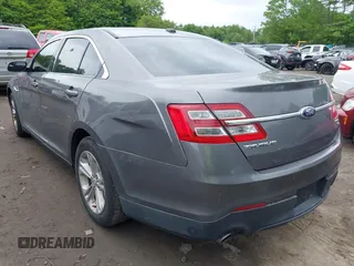 2013 Ford Taurus SEL z VIN 1FAHP2H84DG139362, wystawiony jako IAAI lot #42367272 z przebiegiem 232 500 mil mil oraz . Historia ofert i sprzedaży dostępna na DreamBid. Obrazek 3.