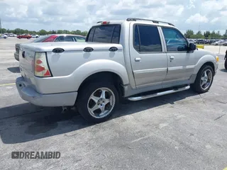 2003 Ford Explorer Sport Trac XLS с VIN 1FMZU67E73UC81352, выставлен на аукционе IAAI как лот 42540769 с пробегом 266 446 миль миль и . История ставок и продаж доступна на DreamBid. Изображение 4.