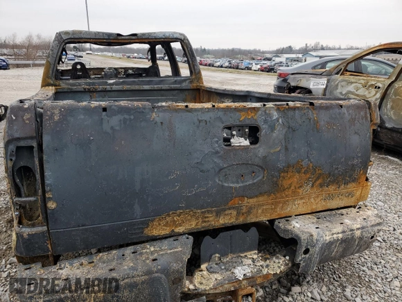 2008 Ford F-350 XL с VIN 1FTWW33R88EB71100, выставлен на аукционе Copart как лот 45221265 с пробегом Не указан миль и На запчасти • Non repairable. История ставок и продаж доступна на DreamBid. Изображение 6.