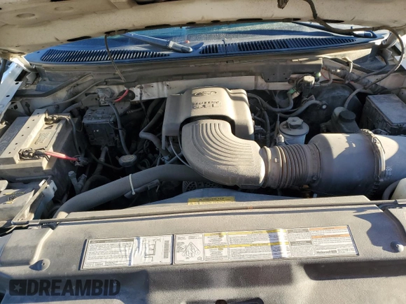 2000 Ford F-150 with VIN 1FTRX17W8YKB11043, listed as a Copart auction lot 77390664 with 181,439 mi miles and Salvage Title. Bid and sale history available at DreamBid. Image 11.