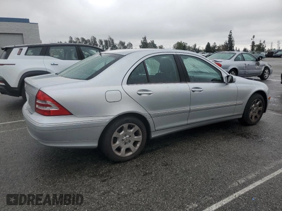 2006 Mercedes-Benz C с VIN WDBRF56J46F788563, выставлен на аукционе Copart как лот 50448415 с пробегом 74 315 миль миль и Чистый • Clean title. История ставок и продаж доступна на DreamBid. Изображение 3.