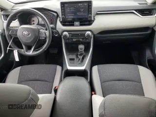 2022 Toyota RAV4 XLE with VIN JTMW1RFV6ND089457, listed as a Copart auction lot 47178465 with 43,850 mi miles and Salvage Title. Bid and sale history available at carsss.com. Image 8.