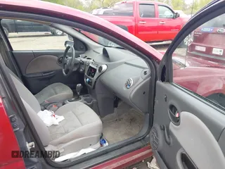 2005 Saturn ION ION 2 z VIN 1G8AJ52F55Z130062, wystawiony jako IAAI lot #42308706 z przebiegiem 90 429 mil mil oraz . Historia ofert i sprzedaży dostępna na DreamBid. Obrazek 5.