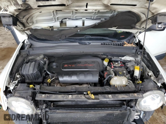 2015 Jeep Renegade Trailhawk with VIN ZACCJBCT8FPB78351, listed as a Copart auction lot 64036095 with 127,784 mi miles and Salvage title. Bid and sale history available at DreamBid. Image 12.
