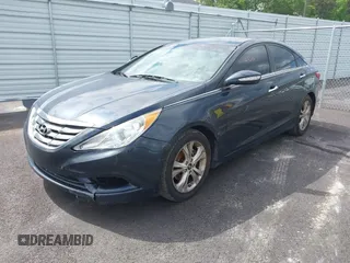 2011 Hyundai Sonata SE with VIN 5NPEC4AC2BH284055, listed as a IAAI auction lot 41921577 with 202,114 mi miles. Bid and sale history available at carsss.com. Image 2.