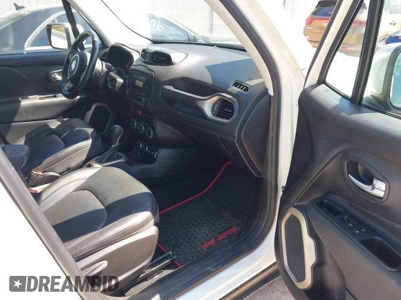 2017 Jeep Renegade Limited z VIN ZACCJBDBXHPG41356, wystawiony jako IAAI lot #42645193 z przebiegiem 64 462 mil mil oraz . Historia ofert i sprzedaży dostępna na DreamBid. Obrazek 5.