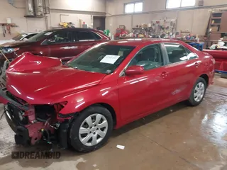 2011 Toyota Camry LE with VIN 4T1BF3EK7BU133462, listed as a IAAI auction lot 41941243 with 184,192 mi miles. Bid and sale history available at carsss.com. Image 18.