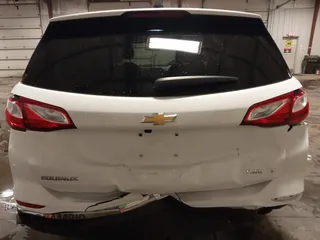 2018 Chevrolet Equinox LT with VIN 2GNAXSEV1J6129252, listed as a IAAI auction lot 41676676 with 112,909 mi miles and . Bid and sale history available at carsss.com. Image 6.