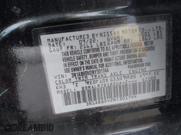 2022 Nissan Sentra SR with VIN 3N1AB8DV2NY301744, listed as a IAAI auction lot 38231771 with 10,761 mi miles. Bid and sale history available at carsss.com. Image 9.