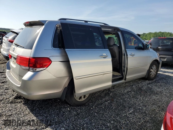 2008 Honda Odyssey EX-L z VIN 5FNRL387X8B079823, wystawiony jako Copart lot #55638755 z przebiegiem 211 173 mil mil oraz Szkoda całkowita • Salvage title. Historia ofert i sprzedaży dostępna na DreamBid. Obrazek 3.