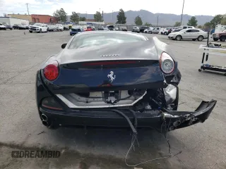 2010 Ferrari California z VIN ZFF65LJA4A0168991, wystawiony jako Copart lot #66459973 z przebiegiem 45 378 mil mil oraz . Historia ofert i sprzedaży dostępna na DreamBid. Obrazek 6.