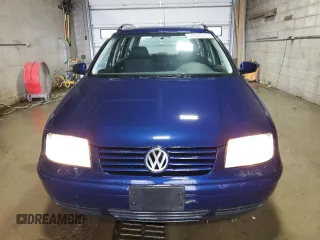 2002 Volkswagen Jetta with VIN WVWRB61J62W078021, listed as a Copart auction lot 58660375 with 251,833 mi miles and Clean title. Bid and sale history available at DreamBid. Image 5.