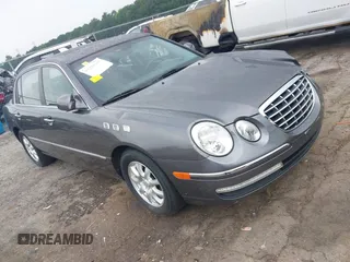 2009 Kia Amanti z VIN KNALD225X95173754, wystawiony jako IAAI lot #42273965 z przebiegiem 44 221 mil mil oraz . Historia ofert i sprzedaży dostępna na DreamBid. Obrazek 1.