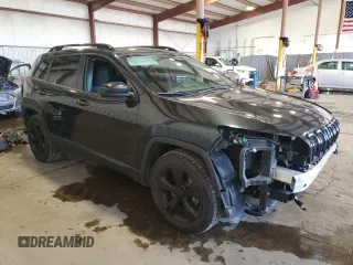 2016 Jeep Cherokee Latitude with VIN 1C4PJMCB8GW203113, listed as a Copart auction lot 64230625 with 81,946 mi miles and Salvage title. Bid and sale history available at DreamBid. Image 4.