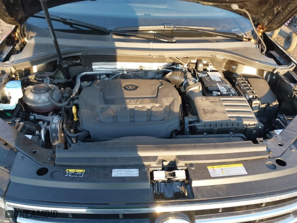 2024 Volkswagen Tiguan S with VIN 3VVRB7AX4RM077794, listed as a IAAI auction lot 41245832 with 12,007 mi miles. Bid and sale history available at carsss.com. Image 10.