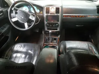 2009 Chrysler 300 with VIN 2C3KA63T59H633962, listed as a Copart auction lot 62899464 with 117,211 mi miles and Clean Title. Bid and sale history available at carsss.com. Image 8.