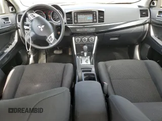 2017 Mitsubishi Lancer ES z VIN JA32U2FU7HU002964, wystawiony jako Copart lot #54686735 z przebiegiem 78 094 mil mil oraz Szkoda całkowita • Salvage title. Historia ofert i sprzedaży dostępna na DreamBid. Obrazek 8.