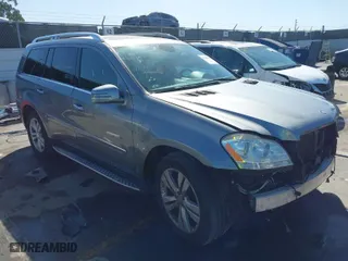 2011 Mercedes-Benz GL-Class GL 450 with VIN 4JGBF7BE1BA692013, listed as a IAAI auction lot 41824196 with 138,710 mi miles. Bid and sale history available at carsss.com. Image 1.