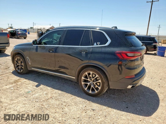 2021 BMW X5 sDrive40i with VIN 5UXCR4C09M9G23111, listed as a Copart auction lot 60509475 with 34,230 mi miles and Salvage title. Bid and sale history available at DreamBid. Image 2.