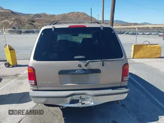1998 Ford Explorer XL z VIN 1FMZU34E4WZB50132, wystawiony jako IAAI lot #42708532 z przebiegiem 237 486 mil mil oraz . Historia ofert i sprzedaży dostępna na DreamBid. Obrazek 16.