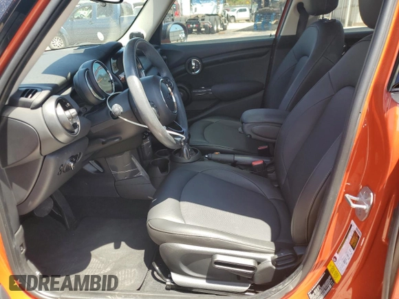 2020 MINI Hardtop 4 Door Cooper with VIN WMWXU7C01L2L63159, listed as a Copart auction lot 51349325 with 16,905 mi miles and Salvage title. Bid and sale history available at DreamBid. Image 7.