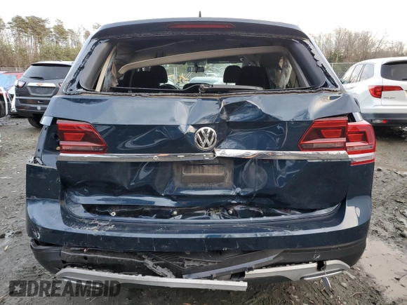 2020 Volkswagen Atlas S with VIN 1V2AP2CA0LC502282, listed as a Copart auction lot 84377224 with 40,327 mi miles and Salvage title. Bid and sale history available at DreamBid. Image 6.