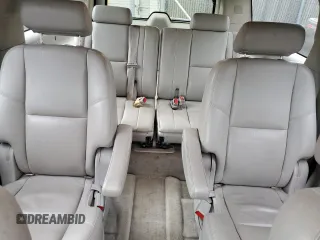 2010 GMC Yukon XL z VIN 1GKUKKE39AR114462, wystawiony jako Copart lot #50172975 z przebiegiem 267 783 mil mil oraz Szkoda całkowita • Salvage title. Historia ofert i sprzedaży dostępna na DreamBid. Obrazek 10.