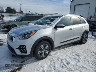 2021 Kia Niro LX with VIN KNDCB3LC2M5470747, listed as a Copart auction lot 45146245 with 34,190 mi miles and Salvage Title. Bid and sale history available at carsss.com. Image 1.