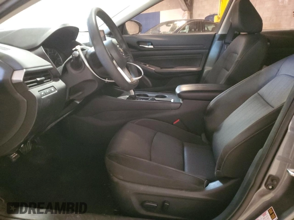 2019 Nissan Altima 2.5 S with VIN 1N4BL4BV5KC231354, listed as a Copart auction lot 48875705 with 83,882 mi miles and Salvage Title. Bid and sale history available at carsss.com. Image 7.