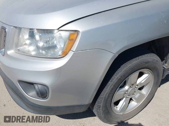 2013 Jeep Compass High Altitude Edition with VIN 1C4NJCEA3DD158952, listed as a IAAI auction lot 41998007 with 179,503 mi miles. Bid and sale history available at carsss.com. Image 12.
