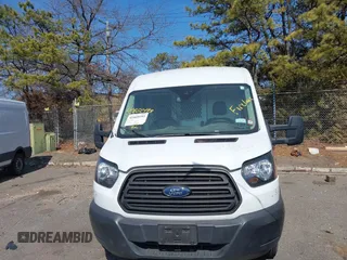 2019 Ford Transit z VIN 1FTBW2CM9KKA40635, wystawiony jako IAAI lot #41660193 z przebiegiem 54 244 mil mil oraz . Historia ofert i sprzedaży dostępna na DreamBid. Obrazek 11.