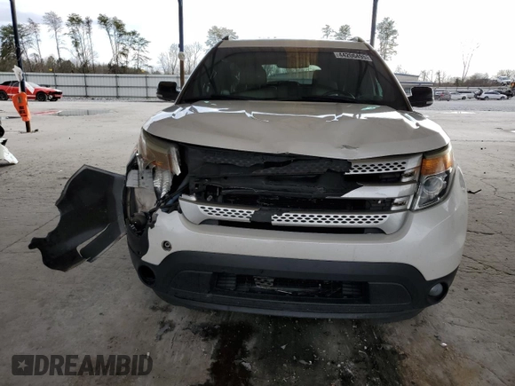 2014 Ford Explorer XLT z VIN 1FM5K7D89EGA30780, wystawiony jako Copart lot #44206495 z przebiegiem 197 715 mil mil oraz Szkoda całkowita • Salvage title. Historia ofert i sprzedaży dostępna na DreamBid. Obrazek 5.