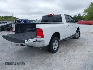 2018 Ram 1500 SLT z VIN 1C6RR6GG7JS303941, wystawiony jako IAAI lot #41942236 z przebiegiem 142 098 mil mil oraz . Historia ofert i sprzedaży dostępna na DreamBid. Obrazek 4.