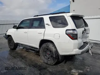 2024 Toyota 4Runner TRD Off Road with VIN JTERU5JR2R6291595, listed as a Copart auction lot 84260494 with 3,393 mi miles and Clean title. Bid and sale history available at DreamBid. Image 2.