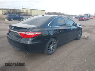 2015 Toyota Camry XLE with VIN 4T1BF1FK2FU945860, listed as a IAAI auction lot 40779379 with 167,391 mi miles and . Bid and sale history available at DreamBid. Image 4.