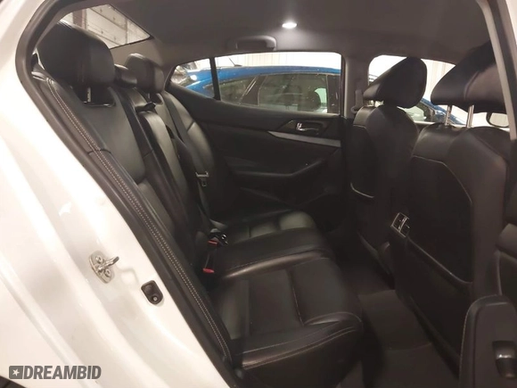 2016 Nissan Maxima 3.5 Platinum with VIN 1N4AA6AP4GC438518, listed as a IAAI auction lot 41473110 with 90,417 mi miles. Bid and sale history available at carsss.com. Image 8.