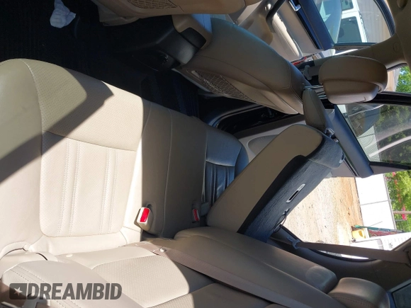 2013 Kia Sorento EX with VIN 5XYKU4A67DG331097, listed as a IAAI auction lot 42058818 with 173,120 mi miles. Bid and sale history available at carsss.com. Image 8.