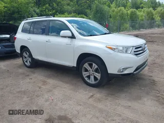 2011 Toyota Highlander Limited with VIN 5TDDK3EH6BS081646, listed as a IAAI auction lot 42612246 with 114,488 mi miles and . Bid and sale history available at DreamBid. Image 1.